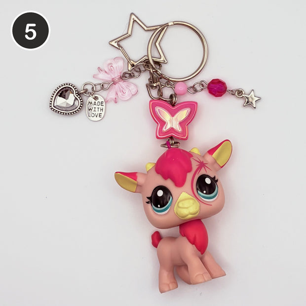 #5 Flutter Giraffe upcycled LPS keychain