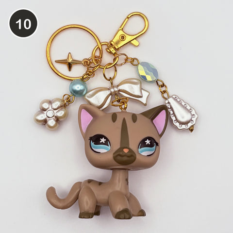 #10 Heirloom Cat upcycled LPS keychain